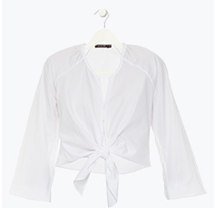 Camisa branca usada pela Tamara Rudge no Framed by Gallerist