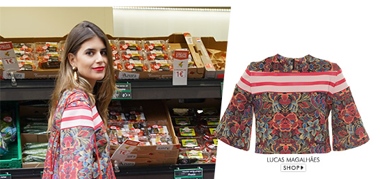 mari cassou com top cropped lucas magalhães