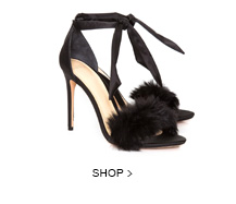 Sandália Clarita Black Fur Alexandre Birman